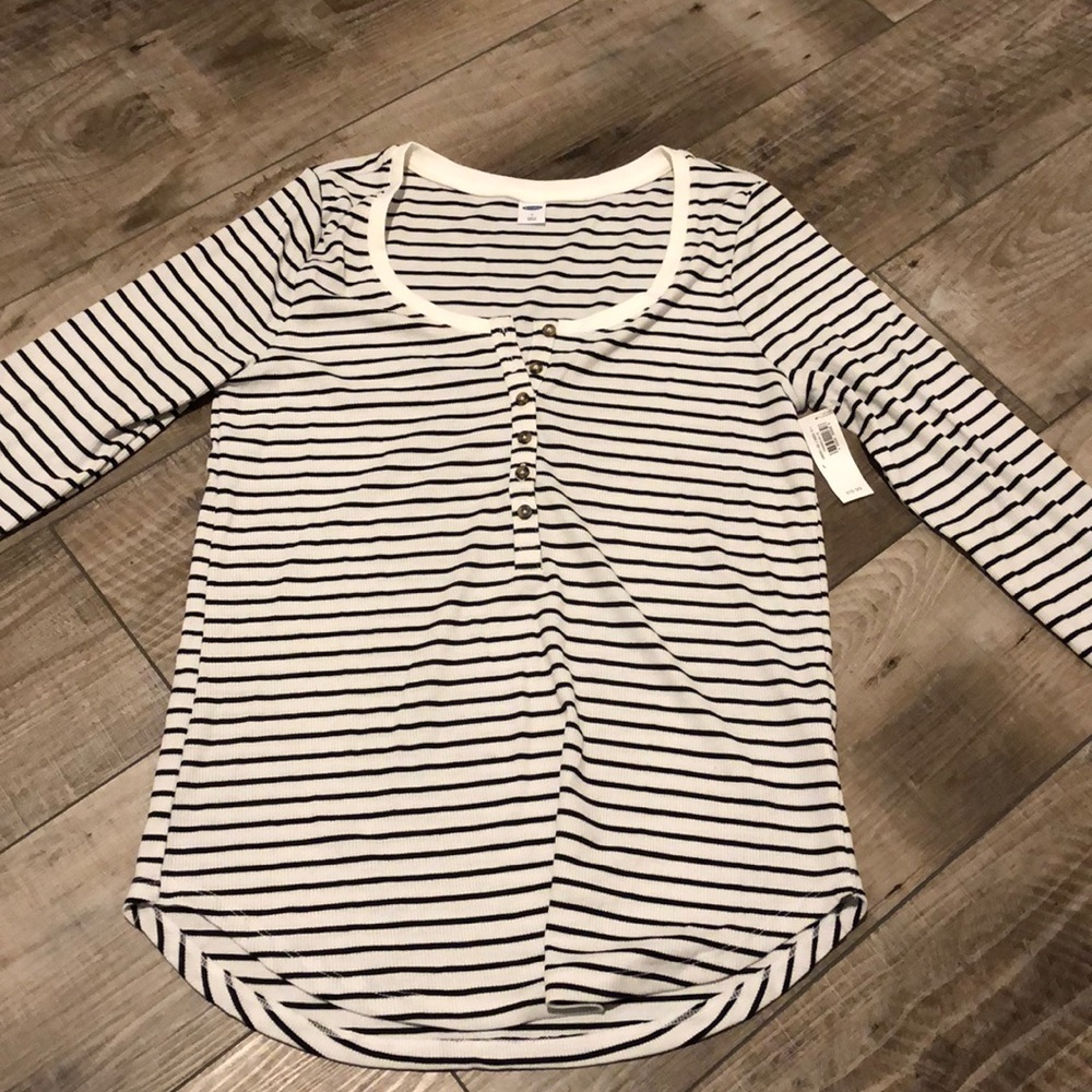 Women’s long sleeve shirt